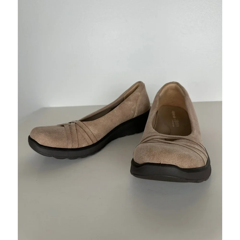 LifeStride Bzees Goody Air Step Slip On Shoes Size 9W Tan Comfort Walking